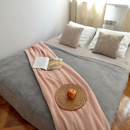 Sloneczny Apartament Grzybowska Varşovia Exterior foto
