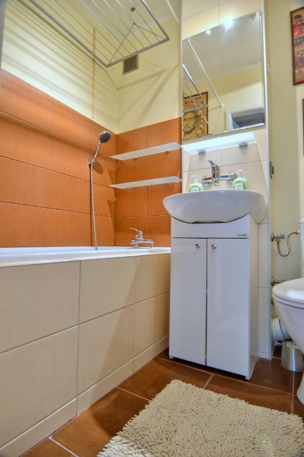 Sloneczny Apartament Grzybowska Varşovia Exterior foto